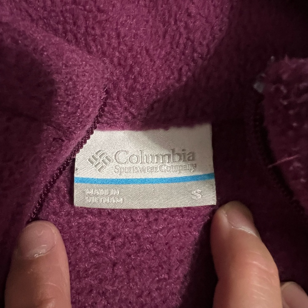 Woman’s size small Columbia zip up jacket - Picture 3 of 4